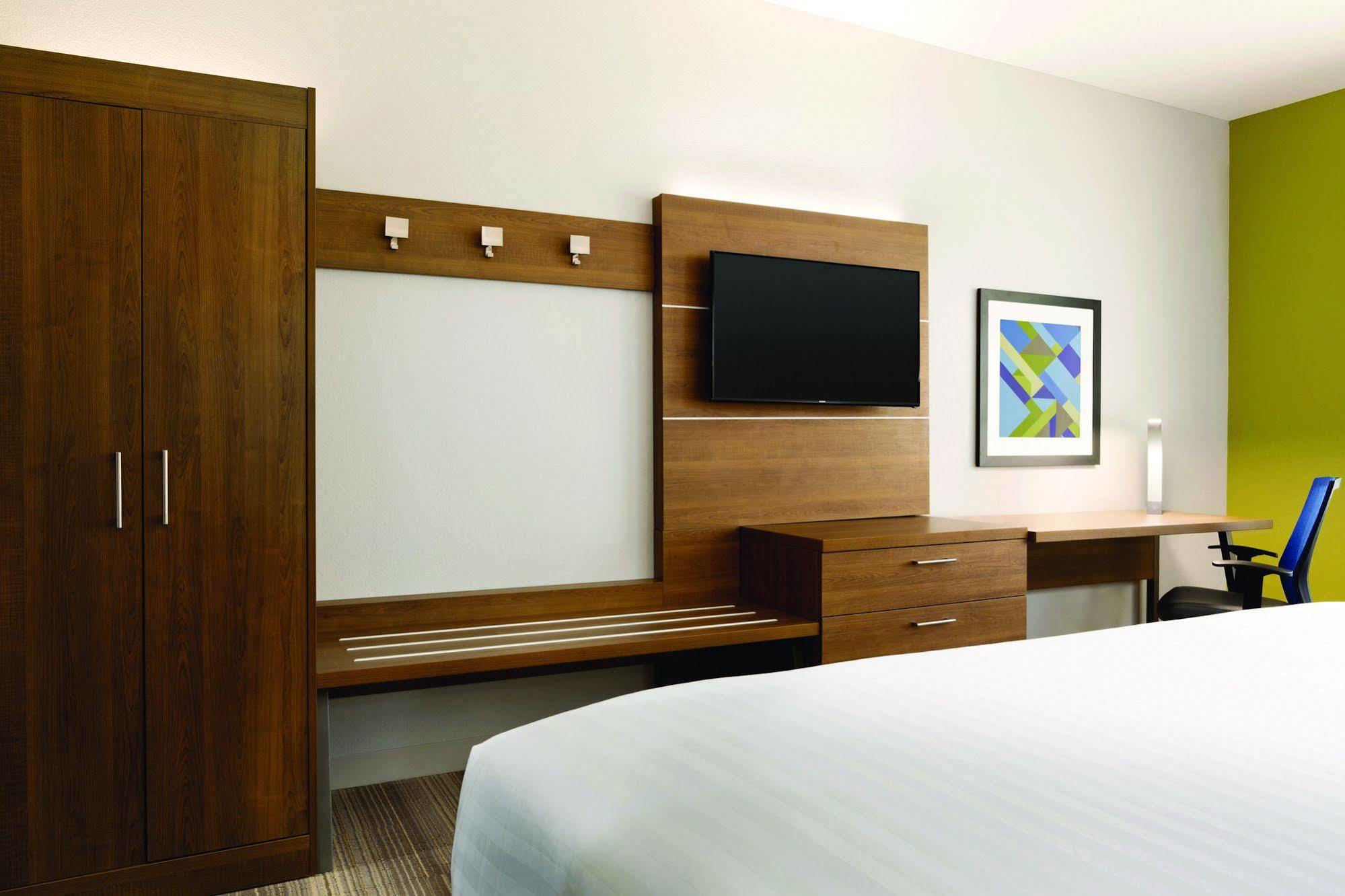 Holiday Inn Express & Suites - Mcallen - Medical Center Area By Ihg Экстерьер фото